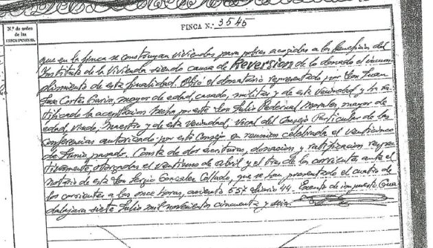 Documento de cesión del terreno para construir las viviendas de San Vicente de Paúl por parte de la condesa de Romanones en 1956. Documento de cesión del terreno para construir las viviendas de San Vicente de Paúl por parte de la condesa de Romanones en 1956.