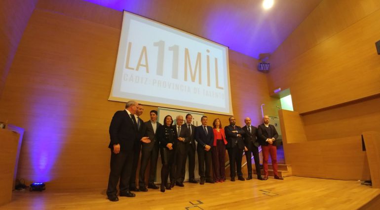 Presentación de La 11MIL Presentación de La 11MIL