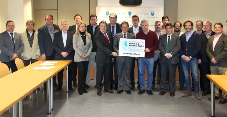 Reunión de los 17 municipios de la Plataforma por la Movilidad en el Norte de Madrid Reunión de los 17 municipios de la Plataforma por la Movilidad en el Norte de Madrid