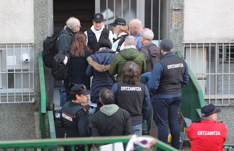 Otxarkoaga: "Queremos lograr un barrio vivo porque da más seguridad" Otxarkoaga: "Queremos lograr un barrio vivo porque da más seguridad"