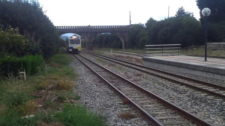 El tren FEVE en Ribadeo El tren FEVE en Ribadeo