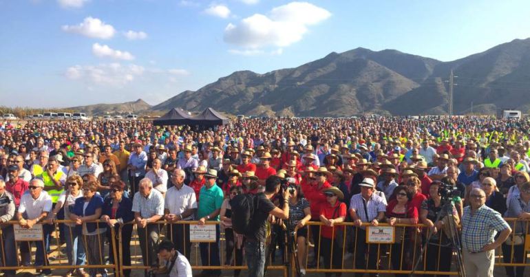 Manifestación de regantes en Cuevas del Almanzora el pasado octubre en demanda de agua. Manifestación de regantes en Cuevas del Almanzora el pasado octubre en demanda de agua.