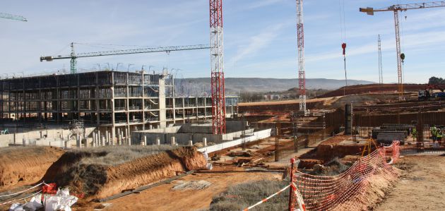Más de cien personas trabajan en las obras del futuro hospital de Cuenca. Más de cien personas trabajan en las obras del futuro hospital de Cuenca.