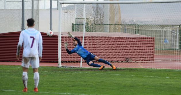 El Melilla sorprende al Real Murcia (0-1) y Valens salva un punto para el Jumilla El Melilla sorprende al Real Murcia (0-1) y Valens salva un punto para el Jumilla