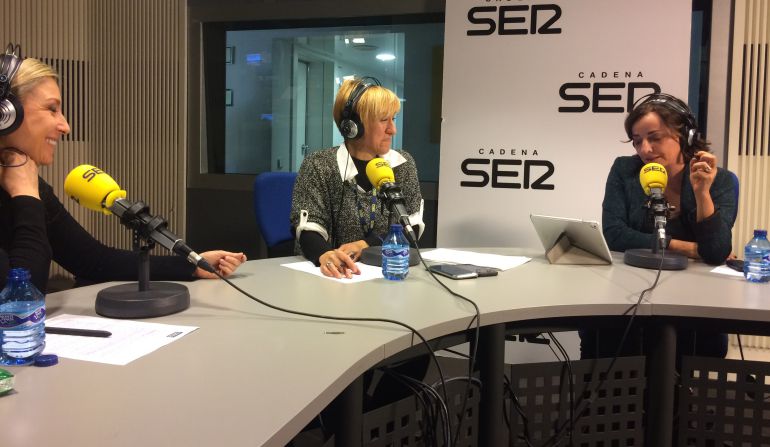 EXTREMADURA A 2: Pepa Bueno y Marisa R.Palop EXTREMADURA A 2: Pepa Bueno y Marisa R.Palop