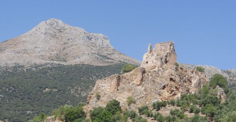 Estado en el que se encuentra actualmente el Castillo de Bélmez de la Moraleda. Estado en el que se encuentra actualmente el Castillo de Bélmez de la Moraleda.