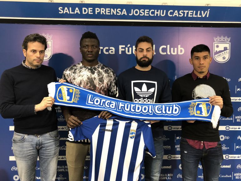 Lucas García, gerente del Lorca FC, Bikoro, Villalibre y Fede Vega Lucas García, gerente del Lorca FC, Bikoro, Villalibre y Fede Vega