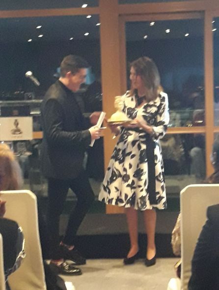 Fasán en el momento de recoger el premio ANDE Fasán en el momento de recoger el premio ANDE