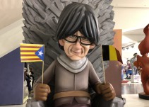 Puigdemont, Rajoy y Trump invaden las Fallas