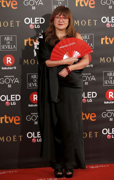 La directora Isabel Coixet a su llegada a la ceremonia de entrega de la 32 Edición de los Premios Goya que se celebra esta noche en el Madrid Marriott Auditorium Hotel La directora Isabel Coixet a su llegada a la ceremonia de entrega de la 32 Edición de los Premios Goya que se celebra esta noche en el Madrid Marriott Auditorium Hotel