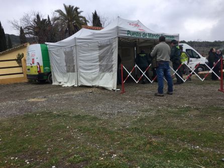 Desde el primer momento, se instaló un puesto de mando para coordinar las tareas de búsqueda Desde el primer momento, se instaló un puesto de mando para coordinar las tareas de búsqueda