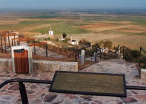 La alcaldesa de Autilla del Pino califica de vergonzoso lo ocurrido y recuerda que su abuelo fue preso político