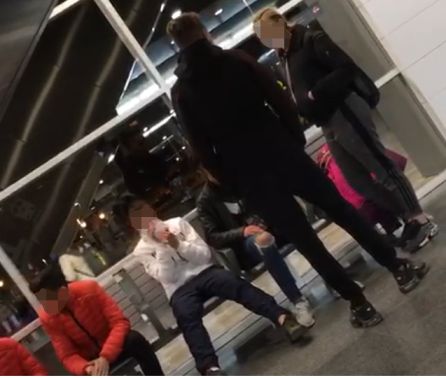 Girona controlarà els menors que inhalen cola a l'estació de tren: Detecten joves inhalant cola a l'estació de Girona Girona controlarà els menors que inhalen cola a l'estació de tren: Detecten joves inhalant cola a l'estació de Girona