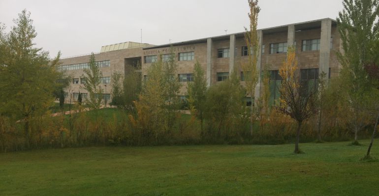 La Escuela Politécnica de Cuenca La Escuela Politécnica de Cuenca