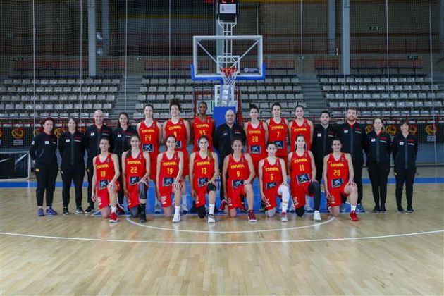 La Selección Nacional de Baloncesto Femenino se mide a Bulgaria en Guadalajara: La Selección Nacional de Baloncesto Femenino se mide a Bulgaria en Guadalajara La Selección Nacional de Baloncesto Femenino se mide a Bulgaria en Guadalajara: La Selección Nacional de Baloncesto Femenino se mide a Bulgaria en Guadalajara