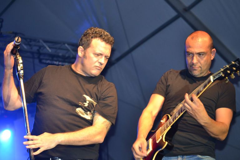 Imagen de Seguridad Social durante uno de sus conciertos Imagen de Seguridad Social durante uno de sus conciertos
