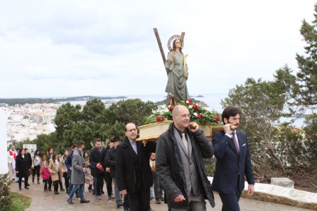 Un momento durante la procesión Un momento durante la procesión