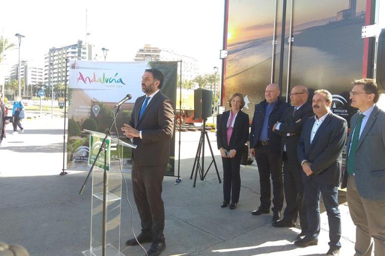 La imagen de Almería irá a Europa en camión. La imagen de Almería irá a Europa en camión.