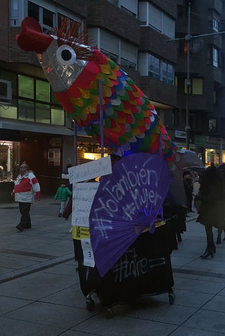 Un mordaz sermón y la quema de las sardinas ponen punto final al Carnaval de Palencia Un mordaz sermón y la quema de las sardinas ponen punto final al Carnaval de Palencia