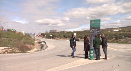 Uno de los tótem ha sido colocado en la rotonda junto a la ITV Uno de los tótem ha sido colocado en la rotonda junto a la ITV