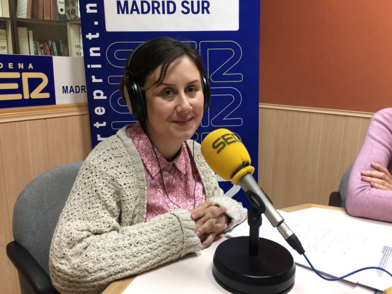Elena Sánchez del Moral, historiadora, nos habla de las mujeres silenciadas en la Historia por sus parejas. Elena Sánchez del Moral, historiadora, nos habla de las mujeres silenciadas en la Historia por sus parejas.