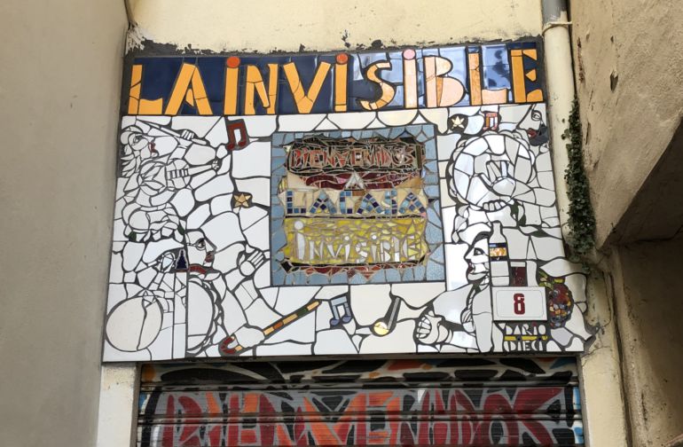 Polémica sobre una charla en La Casa Invisible de Málaga: Suspendido el acto con dos exmiembros del GRAPO en La Casa Invisible Polémica sobre una charla en La Casa Invisible de Málaga: Suspendido el acto con dos exmiembros del GRAPO en La Casa Invisible