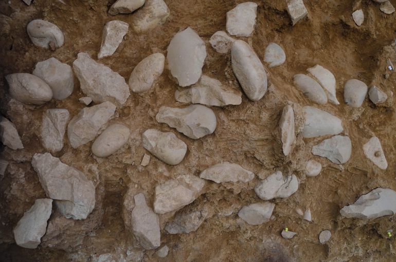 Estudio prehistoria: El CENIEH confirma que los primeros vestigios humanos de Galicia están en Pontevedra Estudio prehistoria: El CENIEH confirma que los primeros vestigios humanos de Galicia están en Pontevedra