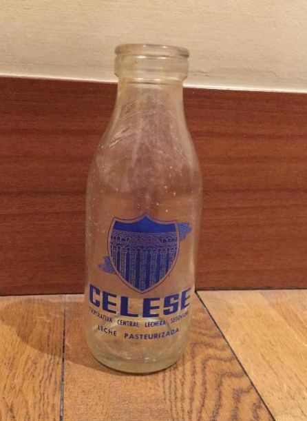 Imagen de botella retornable de CELESE Imagen de botella retornable de CELESE