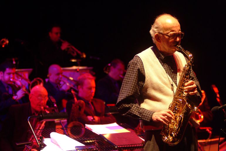 Lennie Niehaus en un concierto en Londres Lennie Niehaus en un concierto en Londres