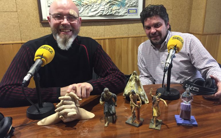 Jesús Bustos y Antonio Ortiz en el estudio de SER Cuenca. Jesús Bustos y Antonio Ortiz en el estudio de SER Cuenca.