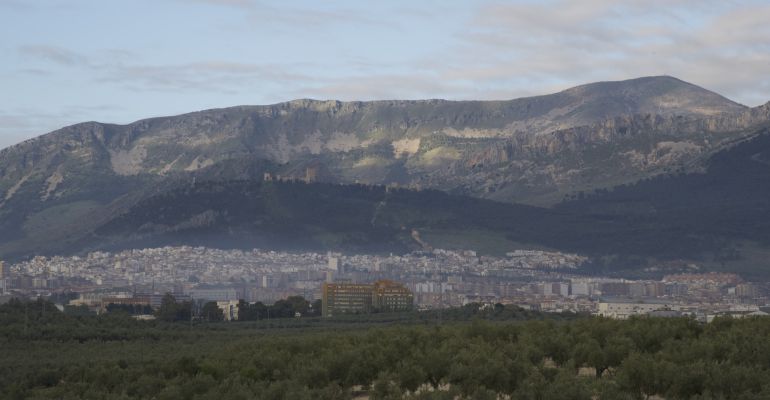 Vista panorámica de Jaén capital. Vista panorámica de Jaén capital.
