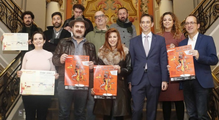 Acto presentación "oprimeiroelepévigués" Acto presentación "oprimeiroelepévigués"