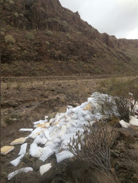 El barranco de Fataga, lleno de almohadas El barranco de Fataga, lleno de almohadas