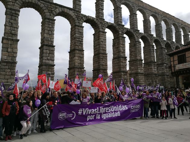 Concentración de las organizaciones sindicales a los pies del Acueducto Concentración de las organizaciones sindicales a los pies del Acueducto