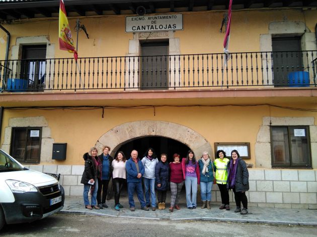 Concentración de mujeres de la Sierra Norte en Cantalojas. Concentración de mujeres de la Sierra Norte en Cantalojas.