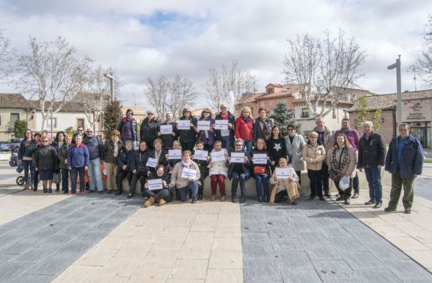 Concentración de mujeres en Marchamalo. Concentración de mujeres en Marchamalo.