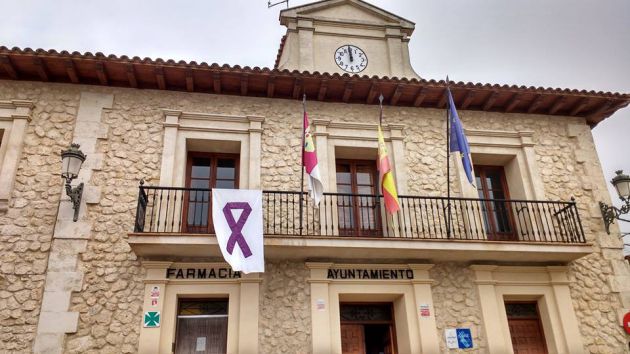 Fachada del Ayuntamiento de Albalate de Zorita. Fachada del Ayuntamiento de Albalate de Zorita.