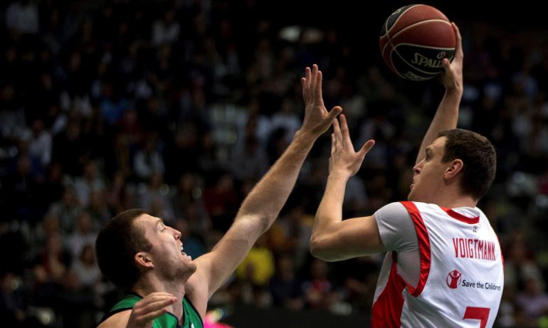 El alemán Johannes Voigtmann fue el mejor del Baskonia en Badalona. El alemán Johannes Voigtmann fue el mejor del Baskonia en Badalona.
