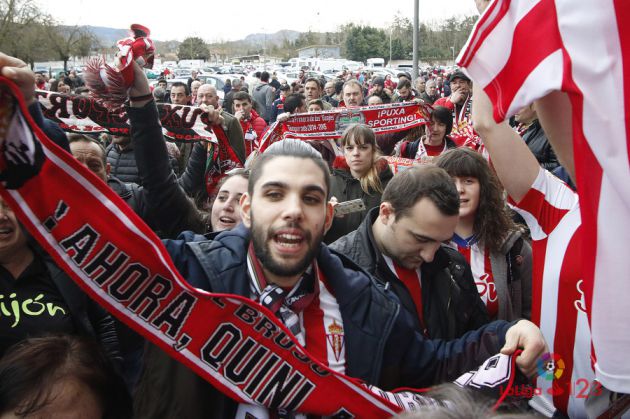 El Sporting mira al cielo El Sporting mira al cielo