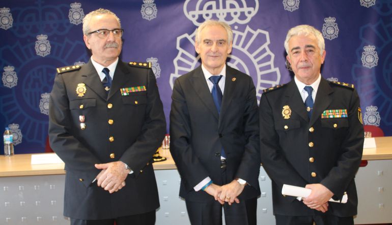 Juan Carlos Blázquez (dcha) tras la toma de posesión Juan Carlos Blázquez (dcha) tras la toma de posesión