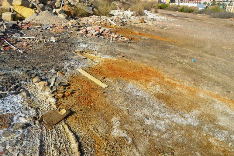 'Cartagena Sí Se Puede' denuncia la inacción de la Administración en los terrenos contaminados de El Hondón 'Cartagena Sí Se Puede' denuncia la inacción de la Administración en los terrenos contaminados de El Hondón