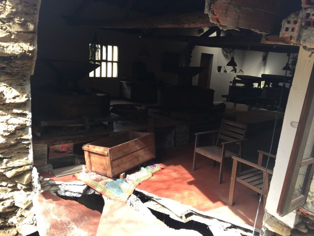 Se derrumba el antiguo molino dos Galiñeiros en Cambre Se derrumba el antiguo molino dos Galiñeiros en Cambre
