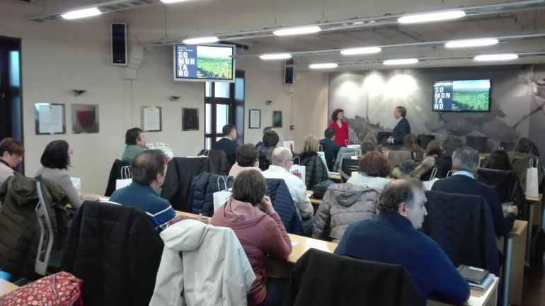 Una de las reunionesde Rural Growth que estos días se mantienen en la Ruta del Somontano Una de las reunionesde Rural Growth que estos días se mantienen en la Ruta del Somontano