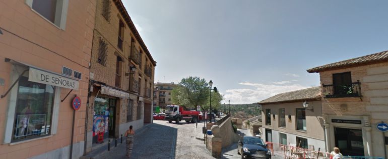 Roba una bici... pero olvida el DNI y su teléfono móvil en el lugar de los hechos Roba una bici... pero olvida el DNI y su teléfono móvil en el lugar de los hechos