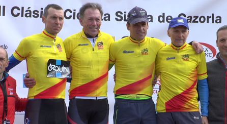 Podium ganadores de las cuatro categorías máster 30,40, 50 y 60 Podium ganadores de las cuatro categorías máster 30,40, 50 y 60