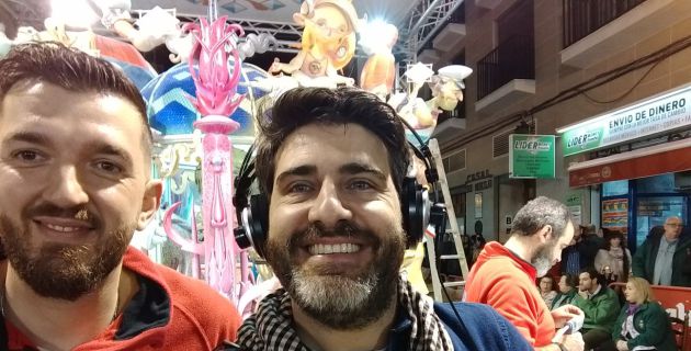 Hemos estado con José Gallego, el artista de Convento Jerusalén, plantando la falla infantil Hemos estado con José Gallego, el artista de Convento Jerusalén, plantando la falla infantil