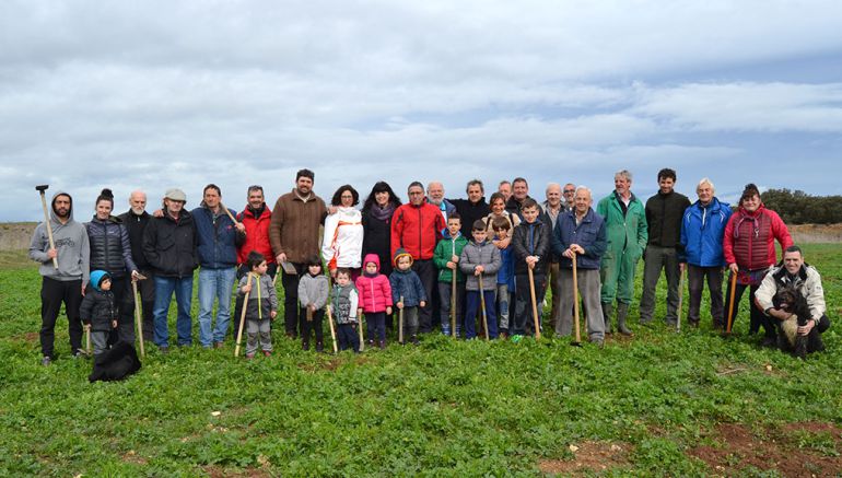 "Día del árbol 2108" en Tafalla, una actividad que el proyecto Berdesia quiere transformar en el "Día del bosque" "Día del árbol 2108" en Tafalla, una actividad que el proyecto Berdesia quiere transformar en el "Día del bosque"
