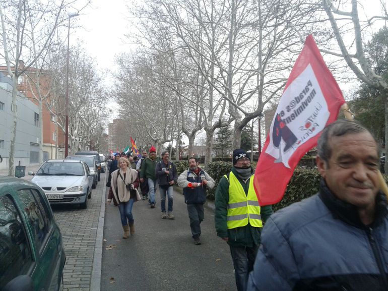Marcha de la dignidad por el lateral del Paseo de Zorrilla Marcha de la dignidad por el lateral del Paseo de Zorrilla