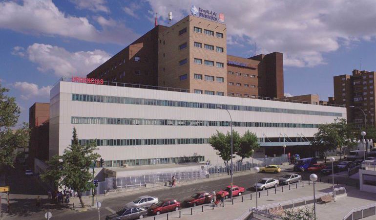 Fachada del Hospital Universitario de Móstoles Fachada del Hospital Universitario de Móstoles