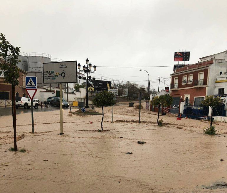 Inundaciones en la zona de la estación de autobuses en Cabra. Inundaciones en la zona de la estación de autobuses en Cabra.
